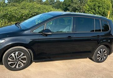 VW Touran 69.264 km 26.500 &euro; Jülich 52428