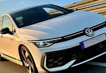 VW Golf 4.600 km 37.889 &euro; Baesweiler 52499