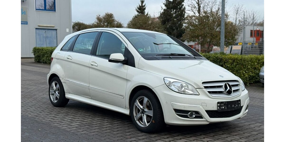 Mercedes-Benz B 180 133.324 km 6.500 &euro; Alsdorf 52477