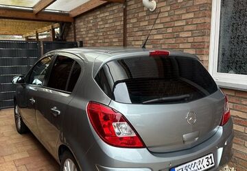 Opel Corsa 240.000 km 5.250 &euro; Aldenhoven 52457