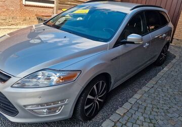 Ford Mondeo 208.000 km 5.500 &euro; Höngen Selfkant 52538