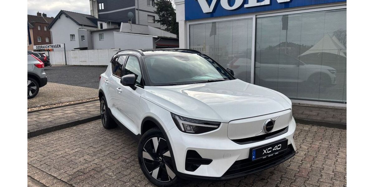 Volvo XC40 8.930 km 45.900 &euro; Düren 52351