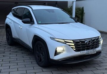 Hyundai TUCSON 10.900 km 25.900 &euro; Würselen 52146