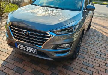 Hyundai TUCSON 123.500 km 18.100 &euro; Geilenkirchen 52511