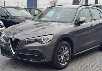 Alfa Romeo Stelvio 212.037 km 11.999 &euro; Düren 52353