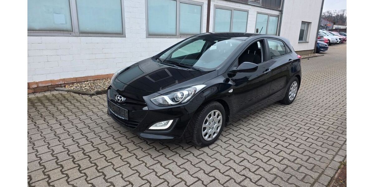 Hyundai i30 129.000 km 6.490 &euro; Eschweiler 52249