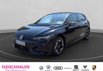 VW Golf 1.678 km 41.990 &euro; Aachen 52068