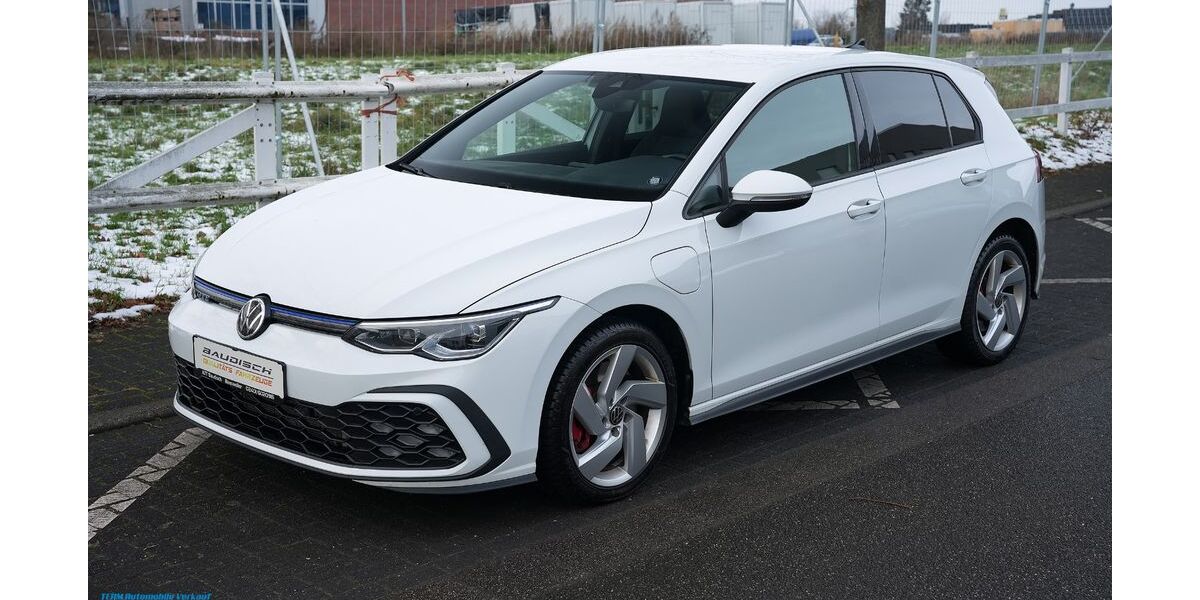 VW Golf 83.799 km 23.490 &euro; Übach-Palenberg 52531