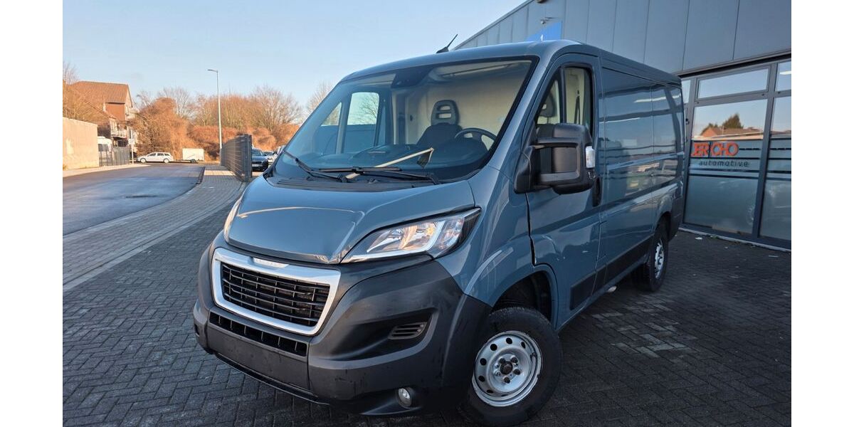 Peugeot Boxer 80.200 km 8.990 &euro; Alsdorf 52477