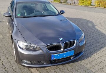 BMW 330 118.600 km 13.499 &euro; Selfkant 52538