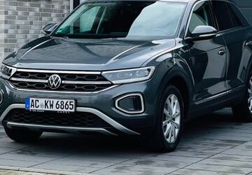 VW T-Roc 39.000 km 23.099 &euro; Aachen 52078