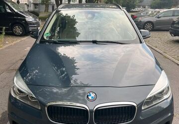 BMW 220 Gran Tourer 184.000 km 9.500 &euro; Aachen 52068