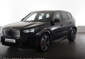 BMW iX1 18.117 km 50.350 &euro; Aachen 52078