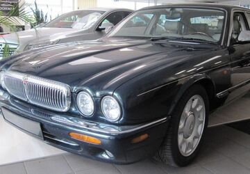 Jaguar Daimler 93.200 km 32.999 &euro; Düren 52353