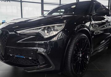 Alfa Romeo Stelvio 97.500 km 49.880 &euro; Düren 52351