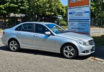 Mercedes-Benz C 220 233.303 km 8.800 &euro; Würselen 52146