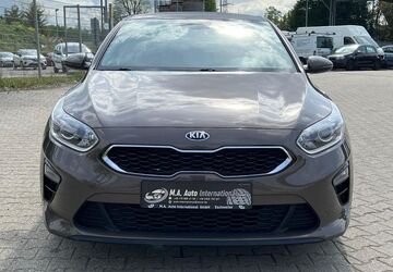 Kia ceed / Ceed 113.000 km 8.990 &euro; Eschweiler 52249