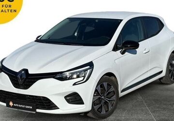 Renault Clio 38.717 km 12.490 &euro; Aachen 52068