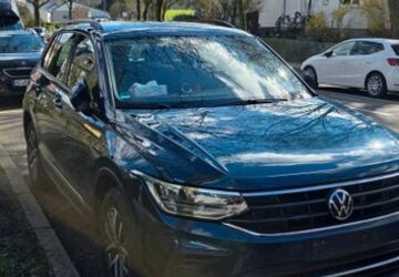 VW Tiguan 55.000 km 24.500 &euro; Aachen 52068