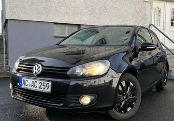 VW Golf 225.000 km 3.600 &euro; Aachen 52078