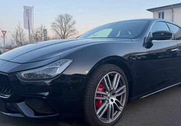 Maserati Ghibli 99.850 km 34.980 &euro; Eschweiler 52249