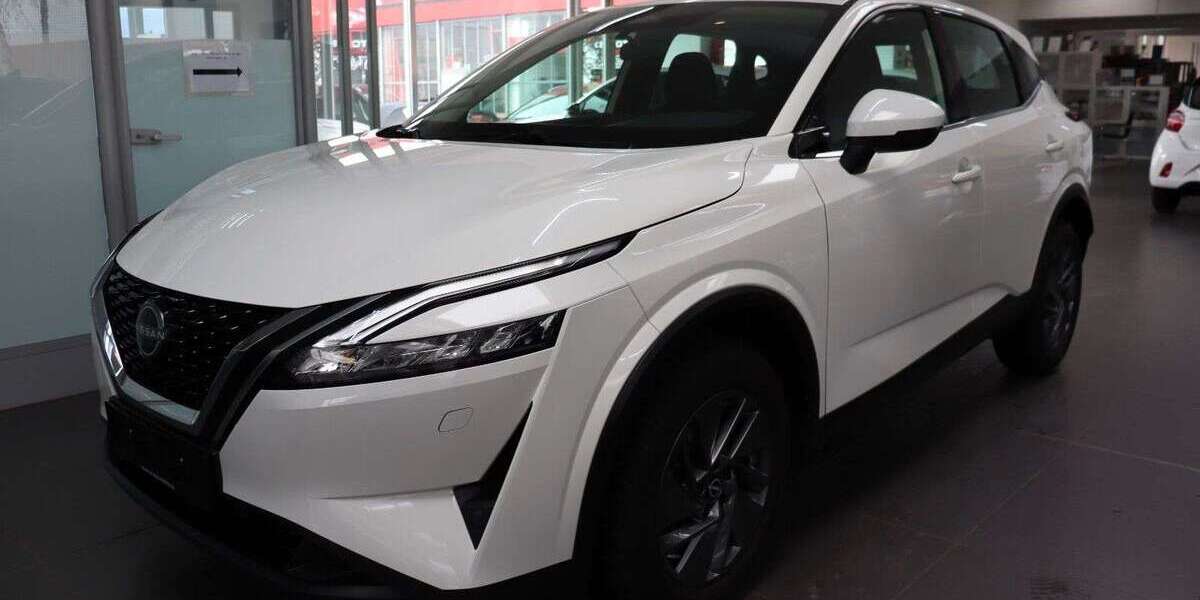 Nissan Qashqai 23.430 km 22.900 &euro; Düren 52349