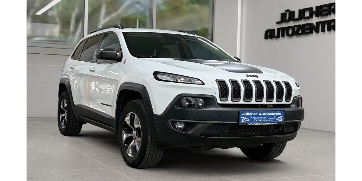 Jeep Cherokee 95.000 km 16.990 &euro; Jülich 52428