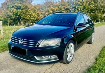 VW Passat 225.000 km 8.199 &euro; Simmerath 52152