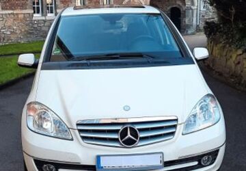 Mercedes-Benz A 160 99.500 km 5.900 &euro; Aachen 52066