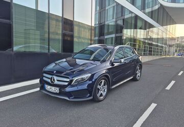 Mercedes-Benz GLA 220 98.646 km 18.450 &euro; Herzogenrath 52134