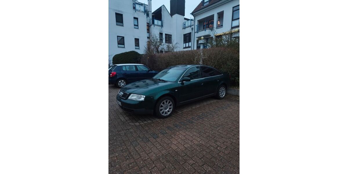 Audi A6 130.000 km 3.300 &euro; Aachen 52066