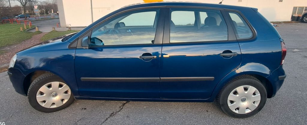 VW Polo 106.550 km 2.950 &euro; Aachen 52080