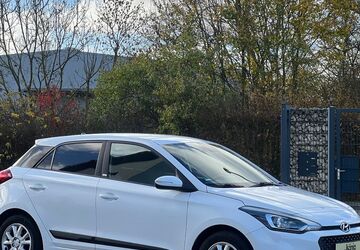 Hyundai i20 89.900 km 9.700 &euro; Jülich 52428