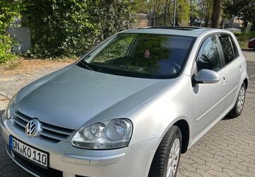 VW Golf 257.000 km 2.200 &euro; Düren 52349