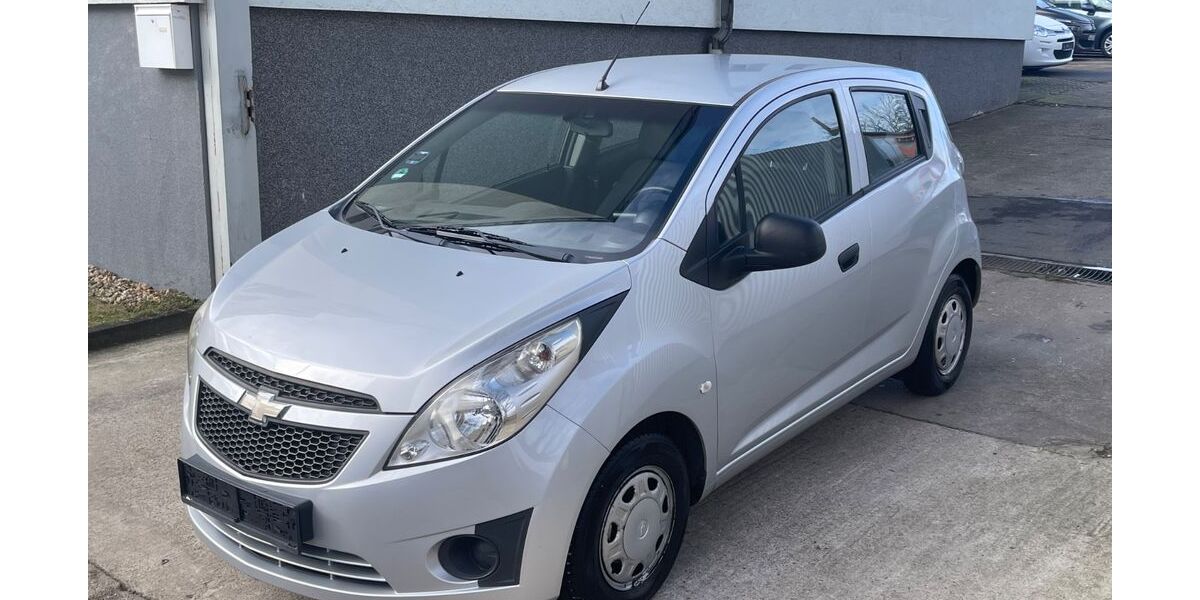 Chevrolet Spark 125.000 km 2.999 &euro; Aachen 52070