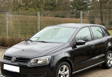 VW Polo 157.400 km 4.799 &euro; Düren 52351
